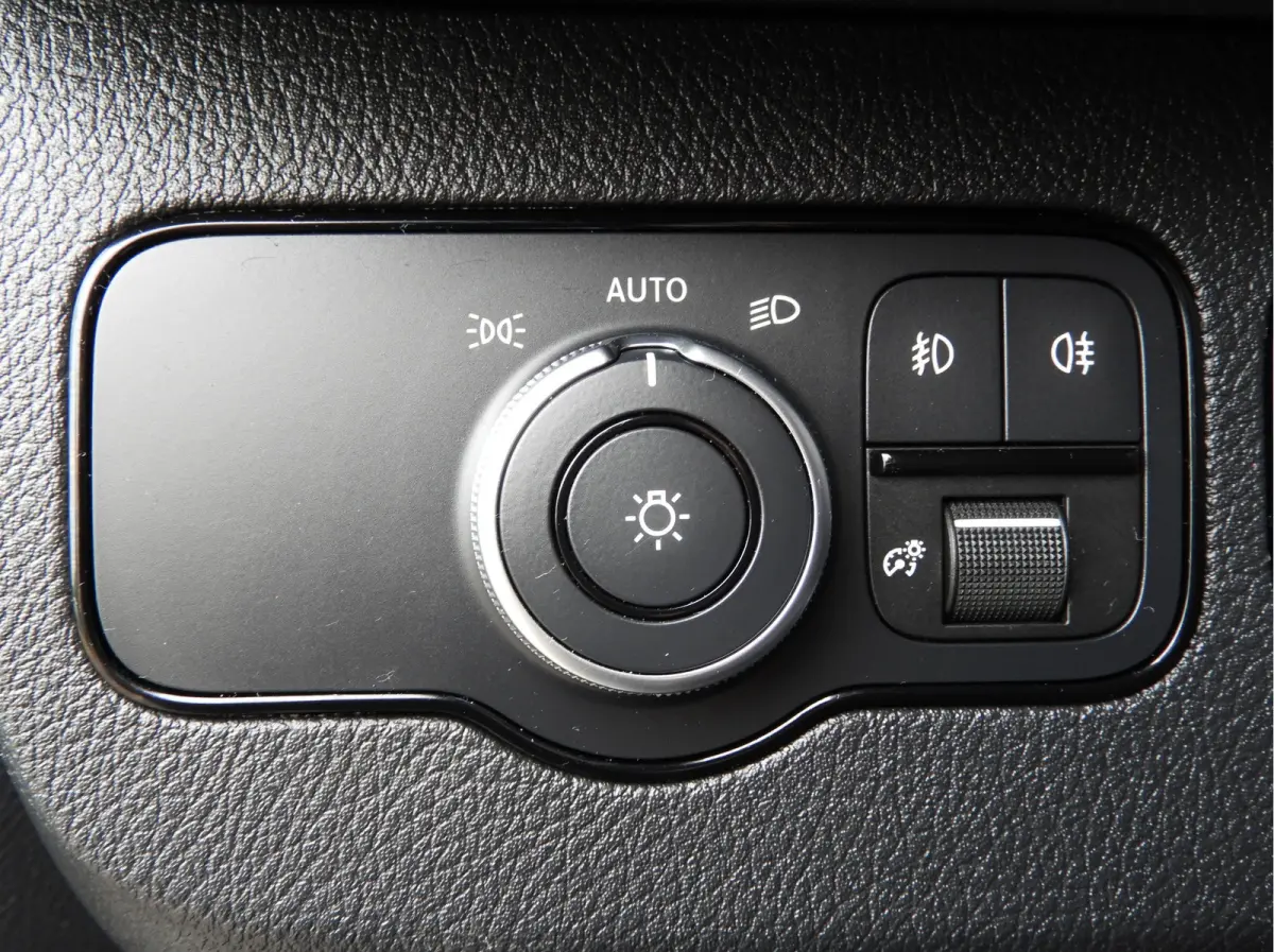 317 1.9 CDI L2H2 RWD AUT | 3.5t TREKHAAK | LED | CRUISE | CAMERA | MBUX