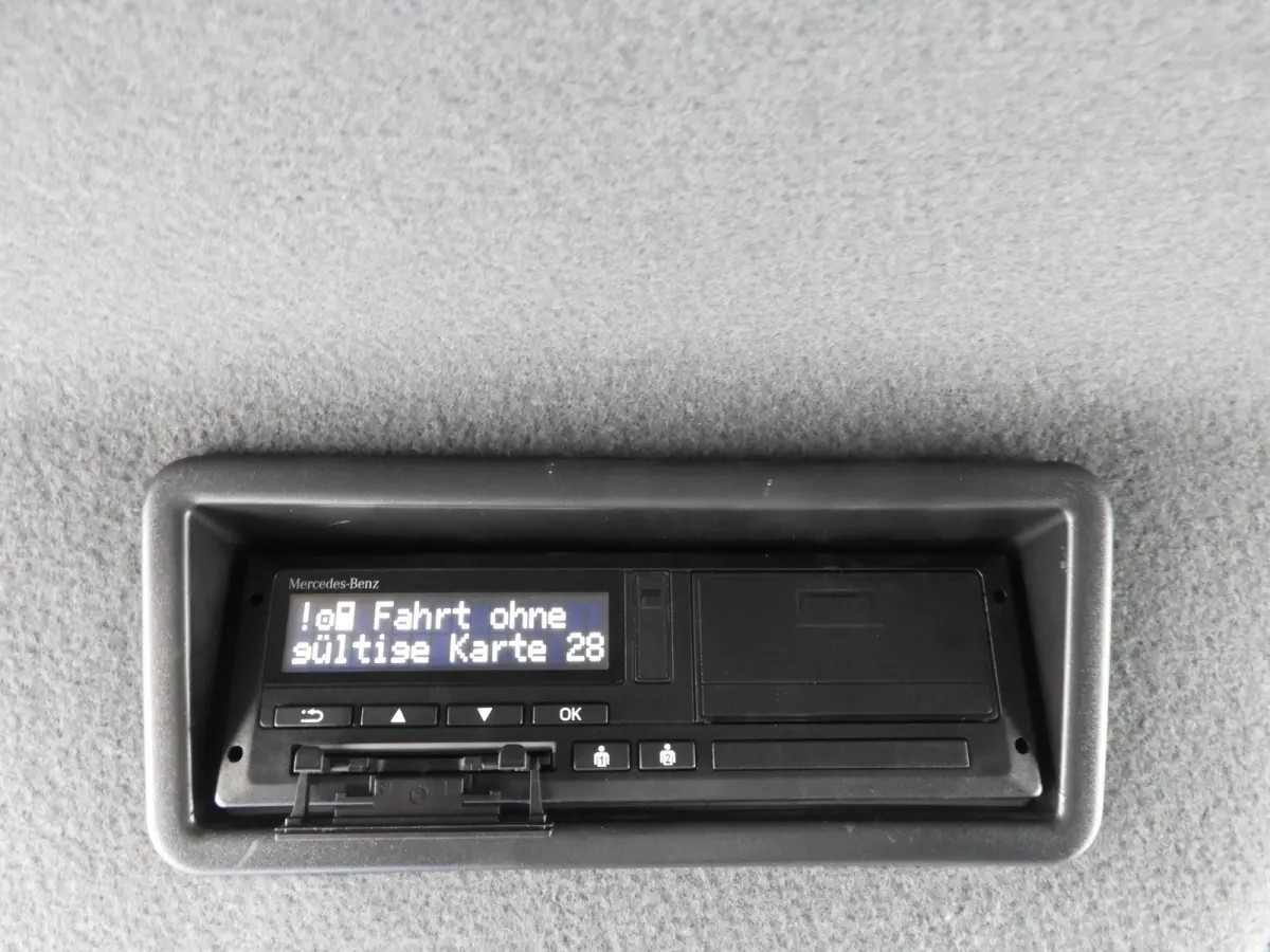 317 1.9 CDI L2H2 RWD AUT | 3.5t TREKHAAK | LED | CRUISE | CAMERA | MBUX