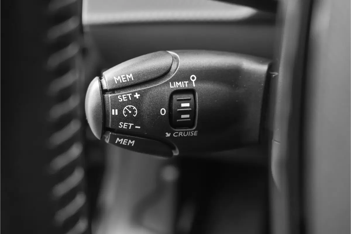 EV Active 50 kWh Climate Stoelverw Camera