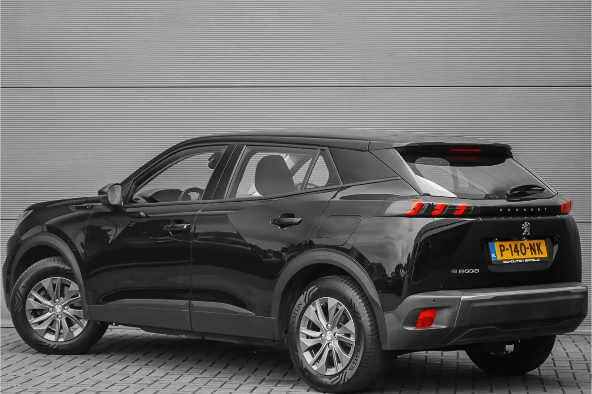 EV Active 50 kWh Climate Stoelverw Camera