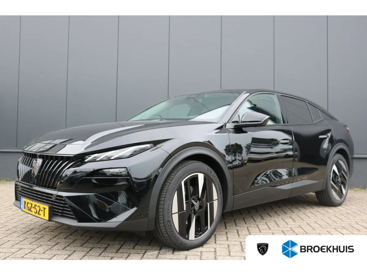 1.2 Allure Hybrid 145 | Navi | Stoel en stuurverwarming | Ad. Cruise control | 19'' LMV | Camera |