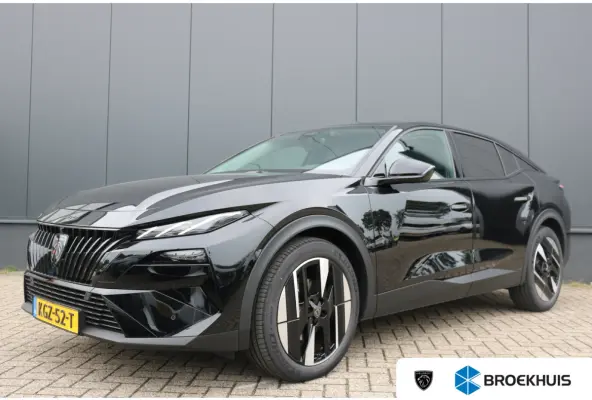 1.2 Allure Hybrid 145 | Navi | Stoel en stuurverwarming | Ad. Cruise control | 19'' LMV | Camera |