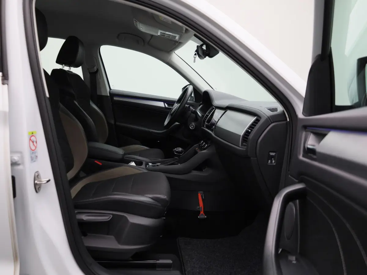 1.5 TSI Business Edition | Apple Carplay / Android Auto | Automaat | Climate Control | Achteruitrijcamera | Trekhaak |