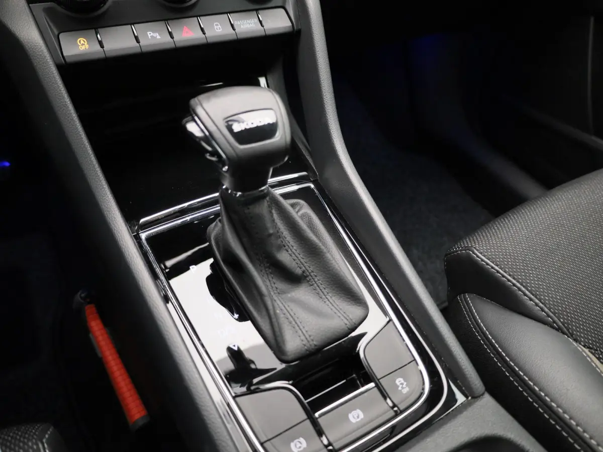 1.5 TSI Business Edition | Apple Carplay / Android Auto | Automaat | Climate Control | Achteruitrijcamera | Trekhaak |