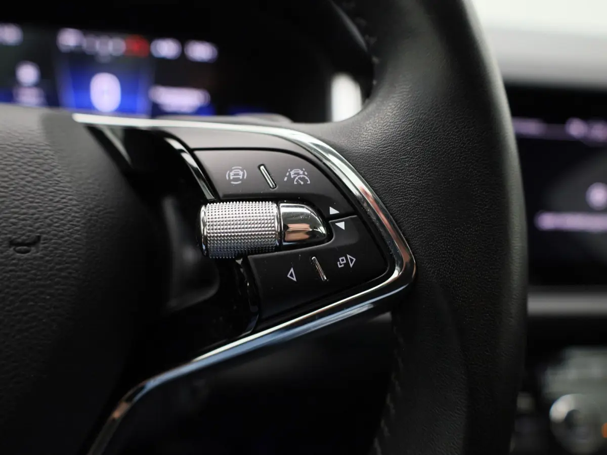 1.5 TSI Business Edition | Apple Carplay / Android Auto | Automaat | Climate Control | Achteruitrijcamera | Trekhaak |