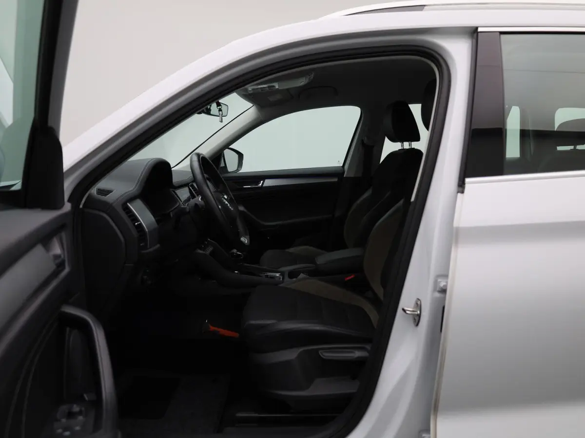 1.5 TSI Business Edition | Apple Carplay / Android Auto | Automaat | Climate Control | Achteruitrijcamera | Trekhaak |
