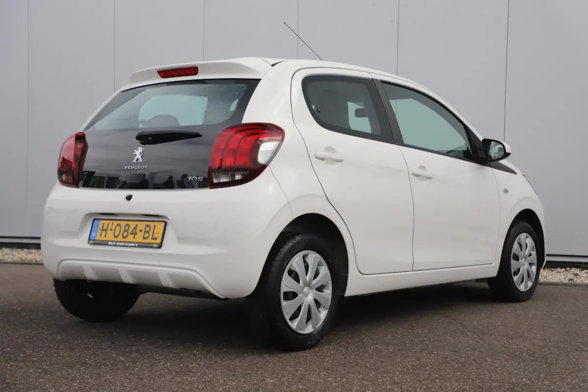 1.0 e-VTi Active Airco Radio Bluetooth Elektrische Ramen