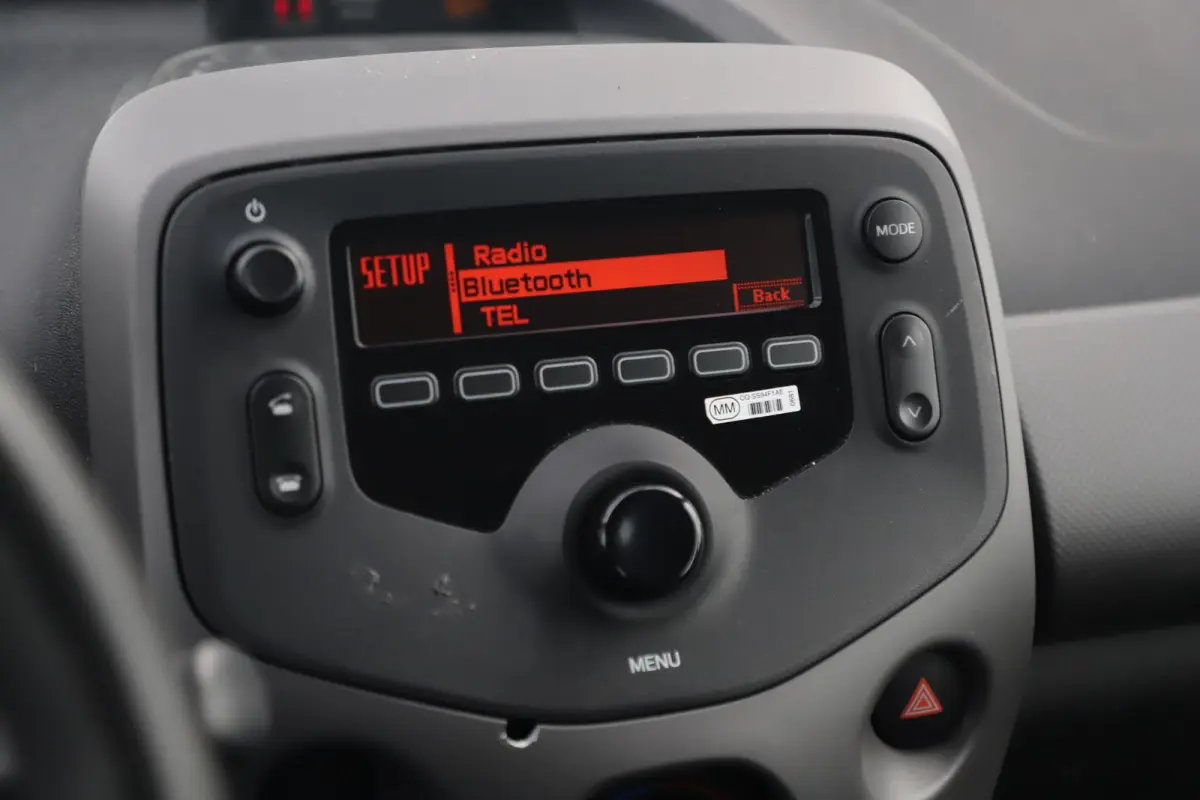 1.0 e-VTi Active Airco Radio Bluetooth Elektrische Ramen