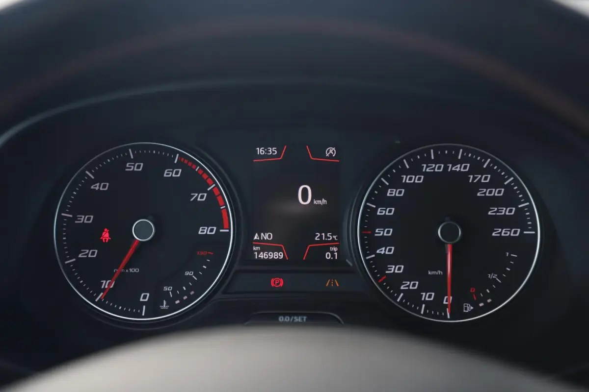 1.5 TSI FR Business Intense 131PK Virtual Cockpit 18 inch LMV Half Leder Beats Audio Navigatie Clima Cruise Sfeerverlichting