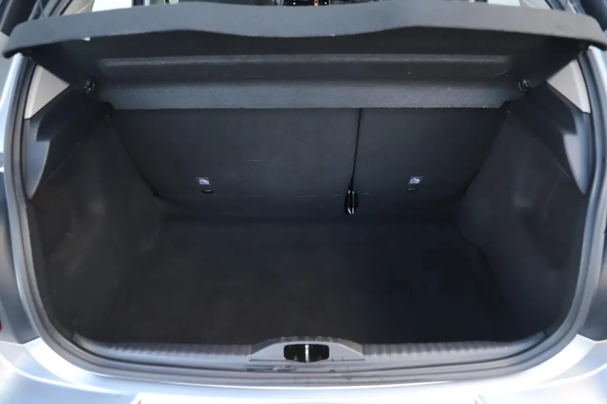 1.2 PureTech Feel Navigatie Carplay Android Climate Cruise Control Parkeersensor Rijstrooksensor