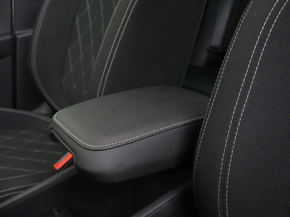 1.5 TSI Sportline Business Automaat 150PK Sportpakket Panorama Nieuwe Banden
