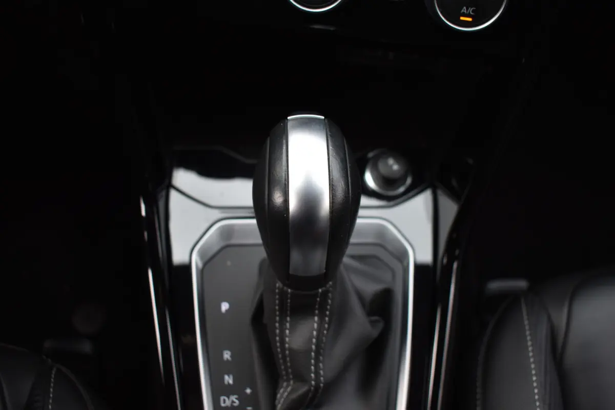 R 2.0 TSI 300PK DSG 4MOTION R-SPORT LEDER/CAMERA/NAVI/VIRTUAL