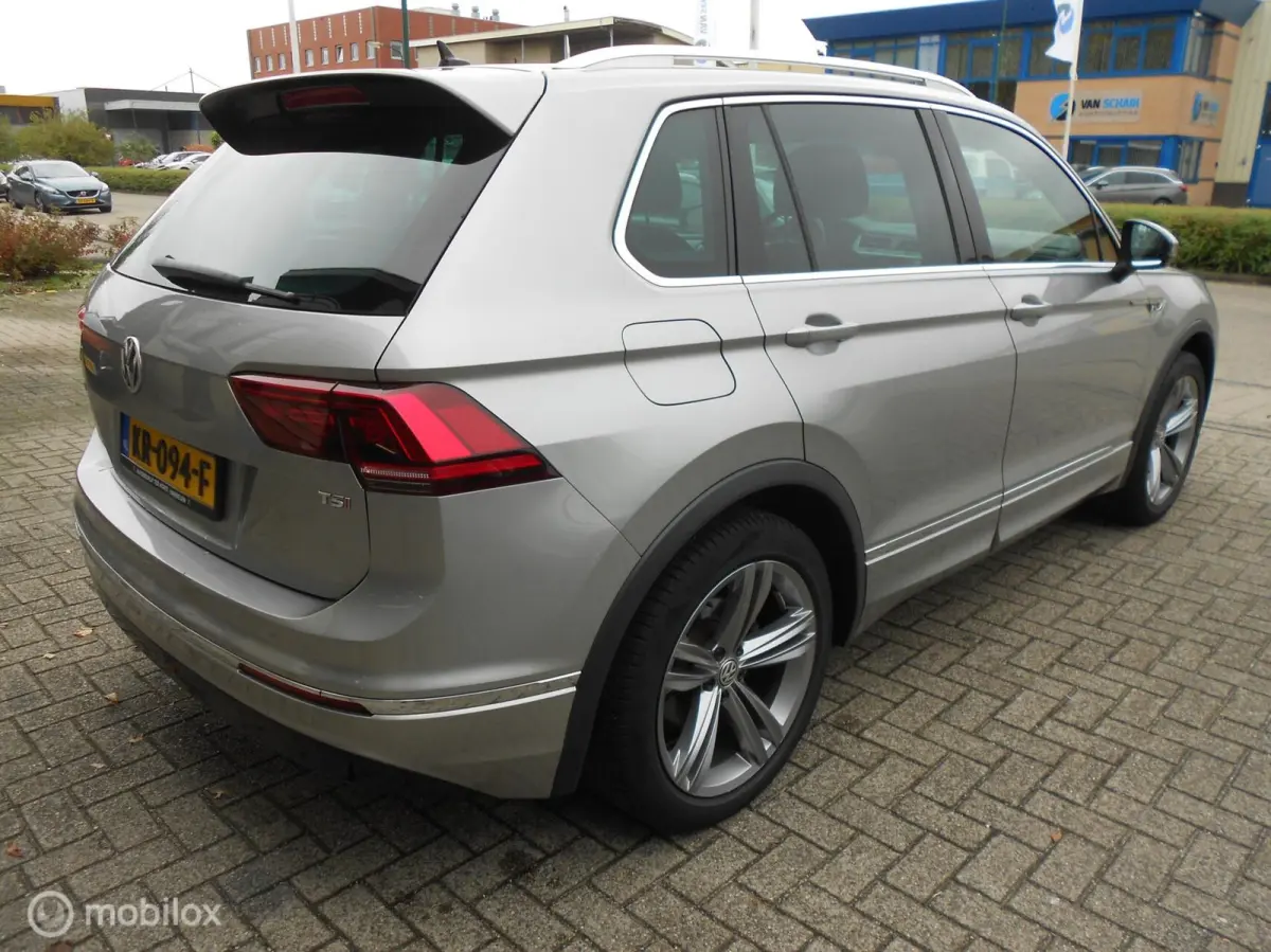 1.4 TSI Connected Series, R-Line, Apple Car Play