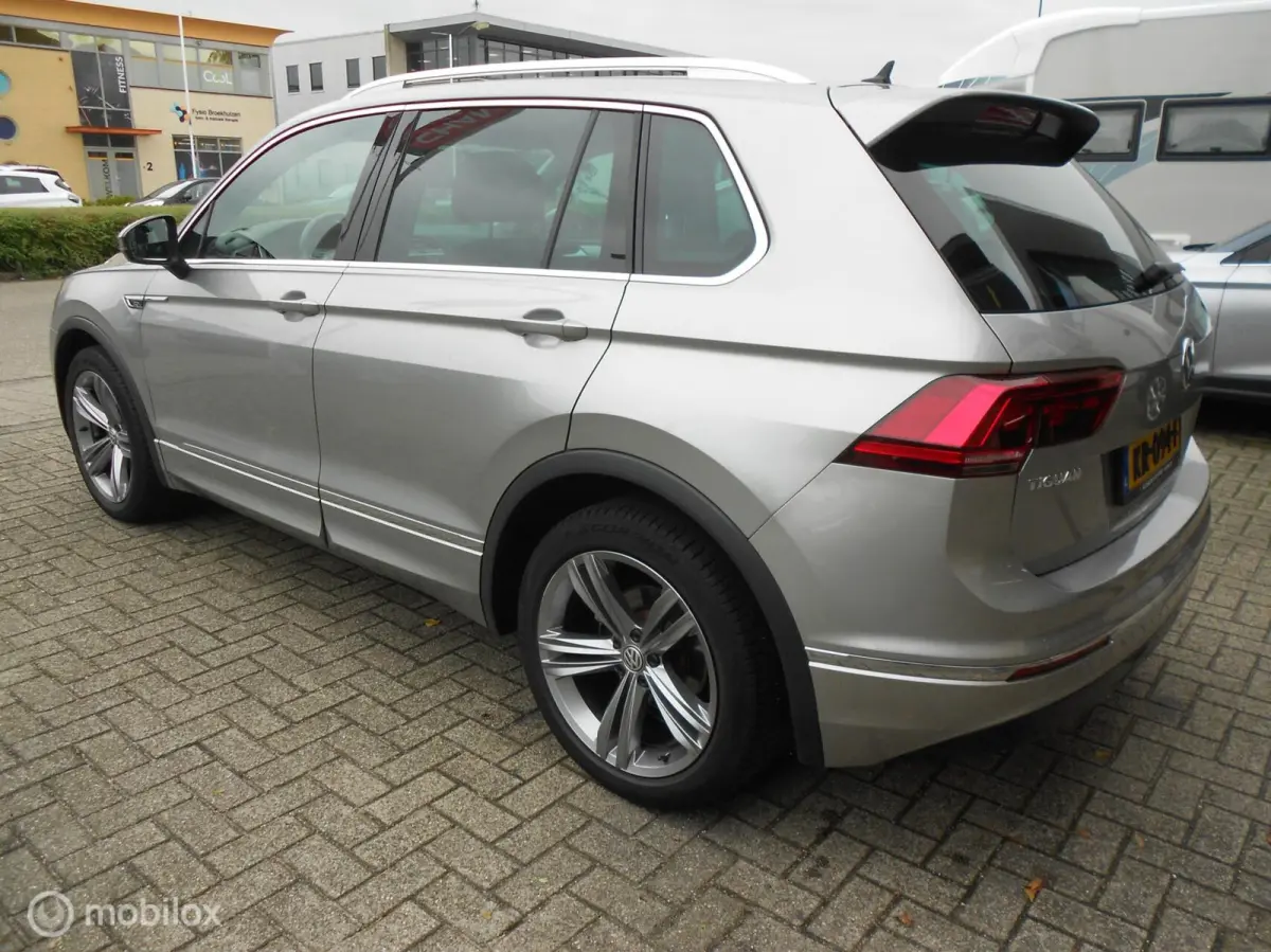 1.4 TSI Connected Series, R-Line, Apple Car Play
