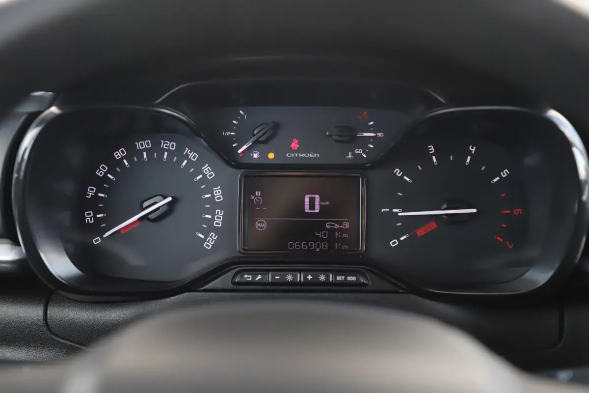 1.2 PureTech S&S Feel Edition Carplay Android Navigatie Climate Cruise Control Rijstrooksensor Parkeersensor