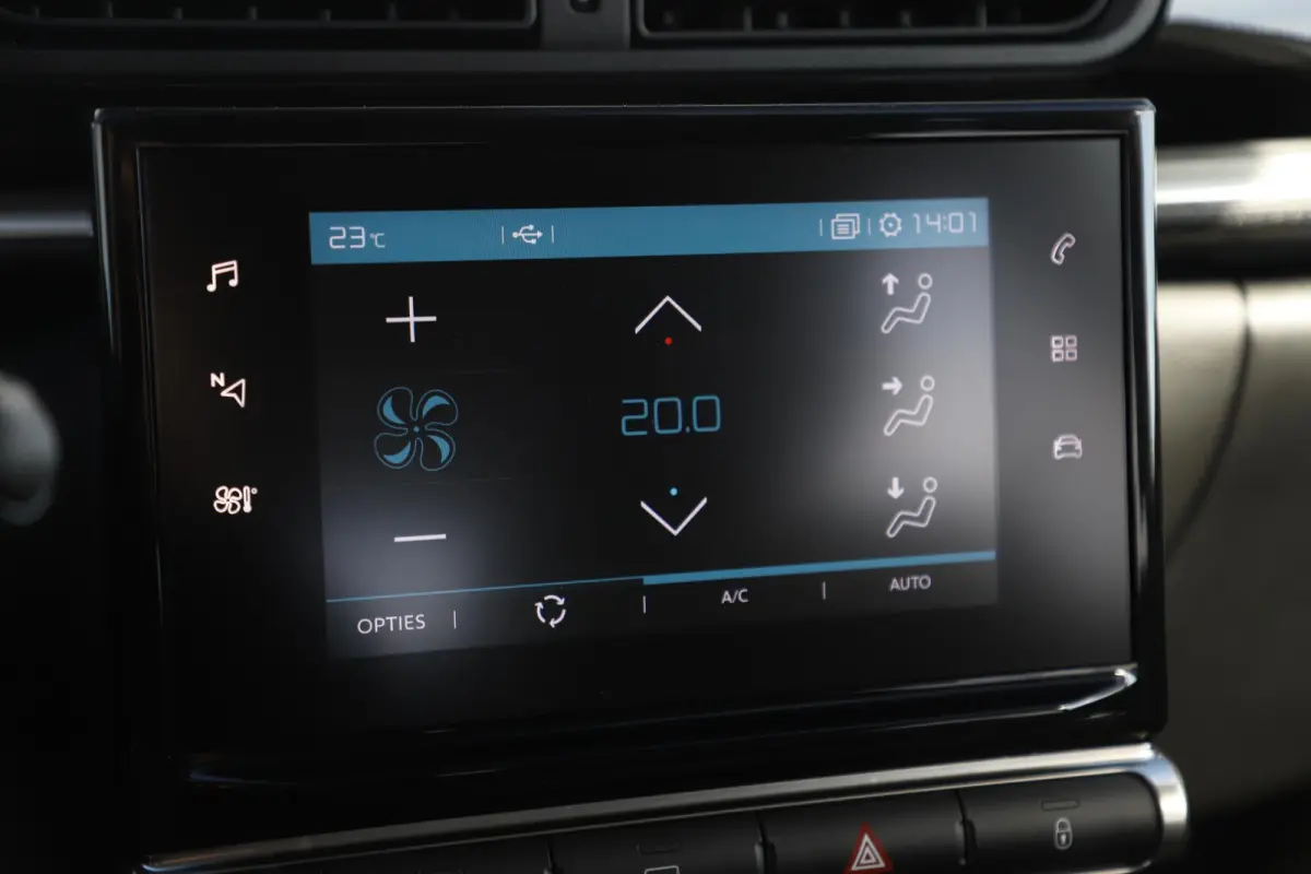 1.2 PureTech S&S Feel Edition Carplay Android Navigatie Climate Cruise Control Rijstrooksensor Parkeersensor