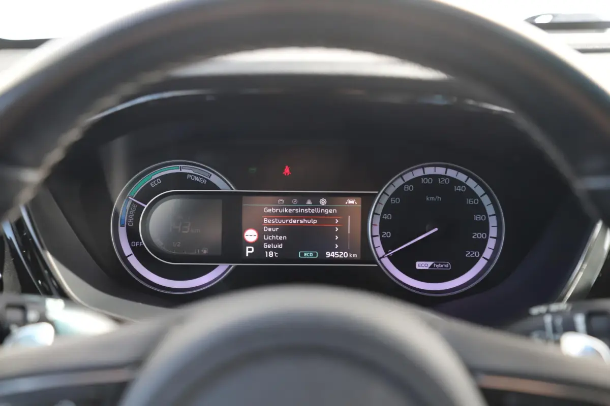 1.6 GDi Hybrid DynamicLine Half Leder Carplay Android Navigatie Achteruitrijcamera Climate Cruise Control Rijstrooksensor Parkeersensor