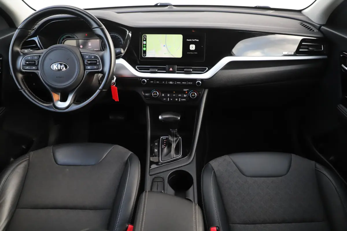 1.6 GDi Hybrid DynamicLine Half Leder Carplay Android Navigatie Achteruitrijcamera Climate Cruise Control Rijstrooksensor Parkeersensor