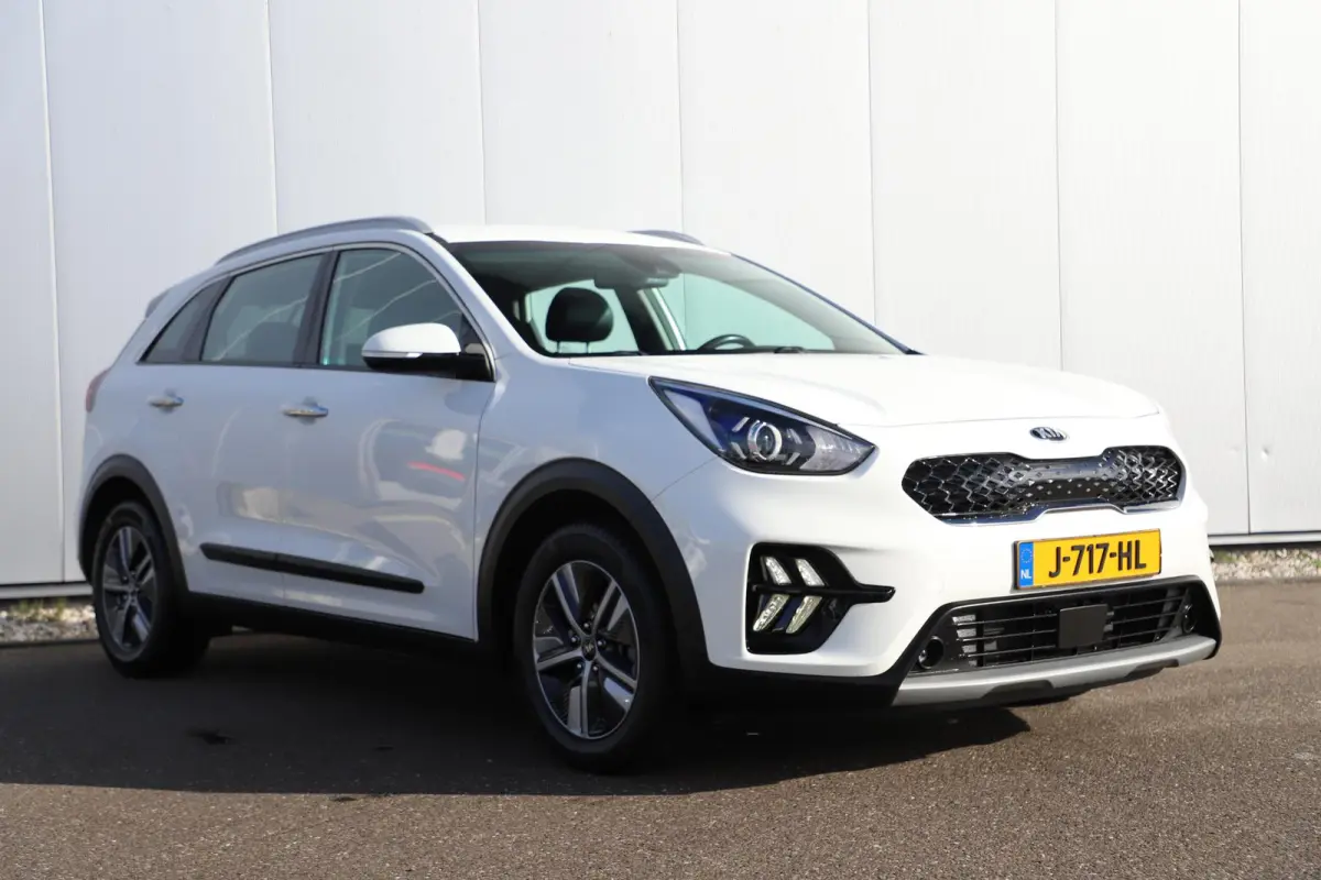 1.6 GDi Hybrid DynamicLine Half Leder Carplay Android Navigatie Achteruitrijcamera Climate Cruise Control Rijstrooksensor Parkeersensor