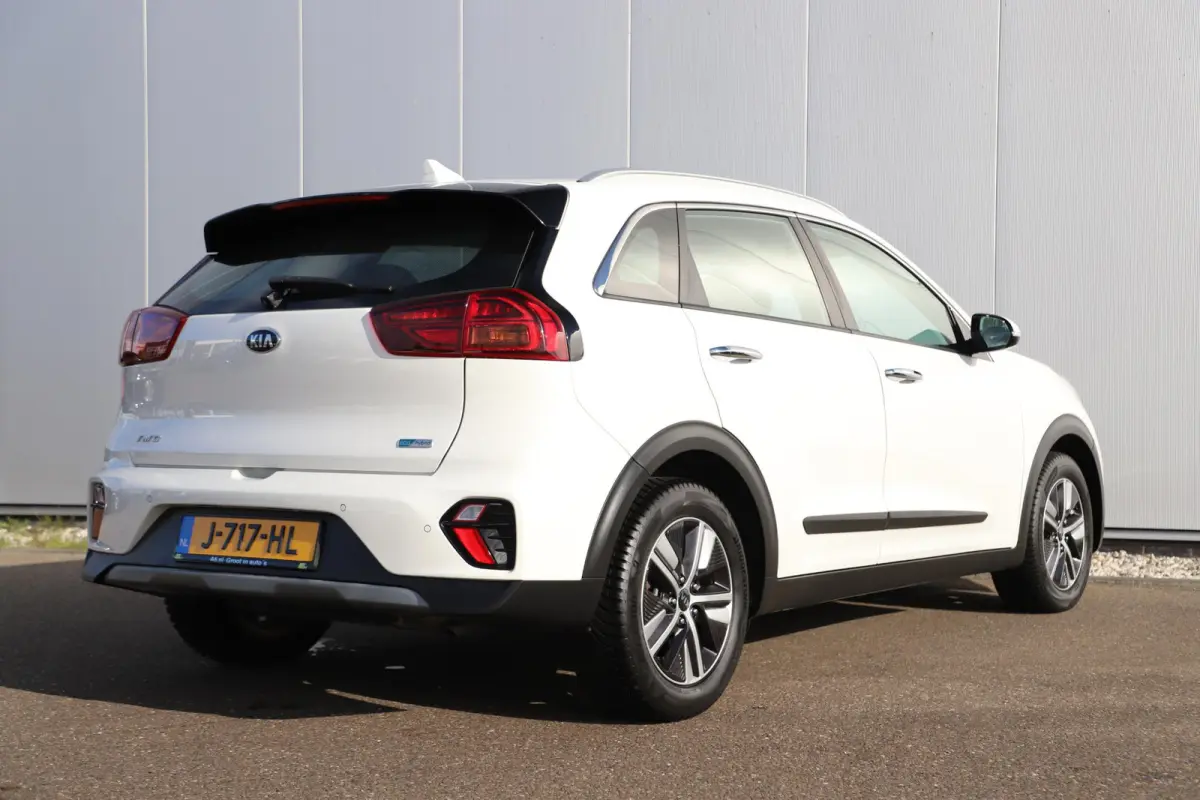 1.6 GDi Hybrid DynamicLine Half Leder Carplay Android Navigatie Achteruitrijcamera Climate Cruise Control Rijstrooksensor Parkeersensor