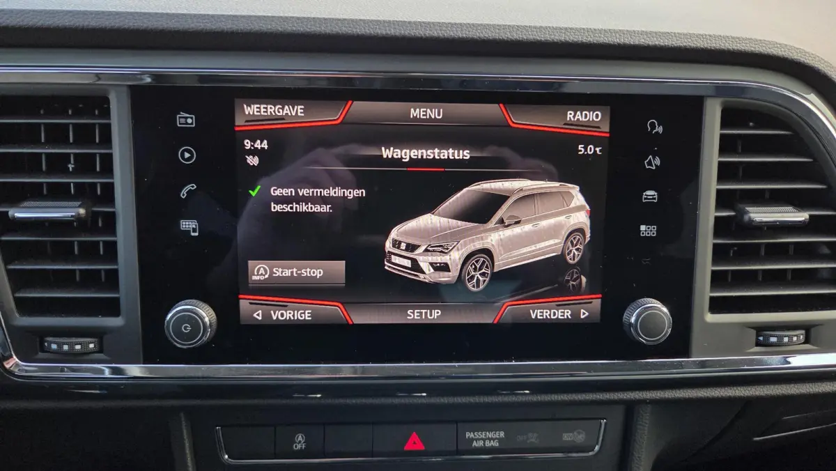 1.0 EcoTSI Style Business Intense Carplay Cruise Control Climate Control 17inch LM NAP van 1e eigenaar!