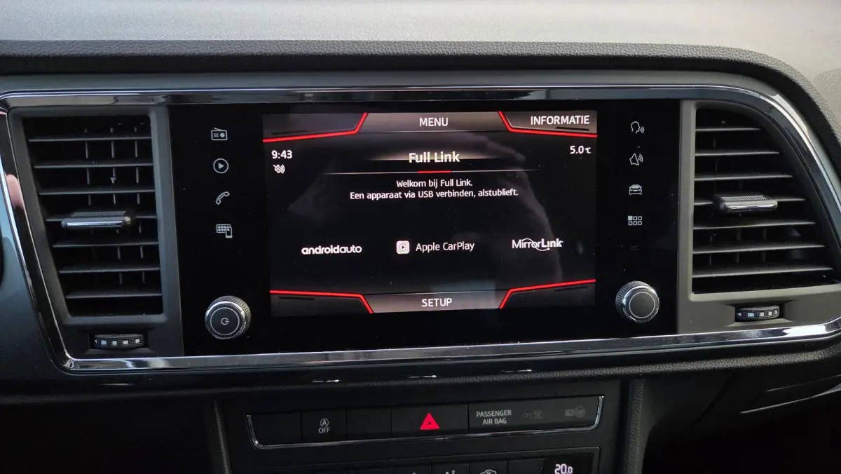 1.0 EcoTSI Style Business Intense Carplay Cruise Control Climate Control 17inch LM NAP van 1e eigenaar!