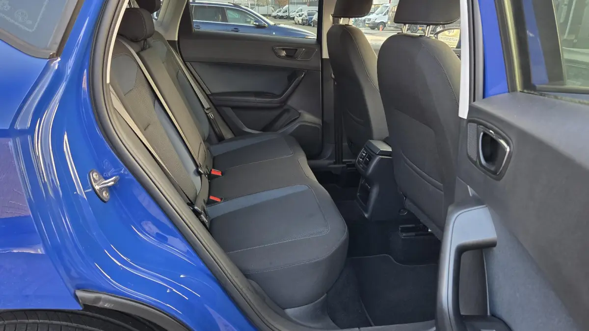 1.0 EcoTSI Style Business Intense Carplay Cruise Control Climate Control 17inch LM NAP van 1e eigenaar!