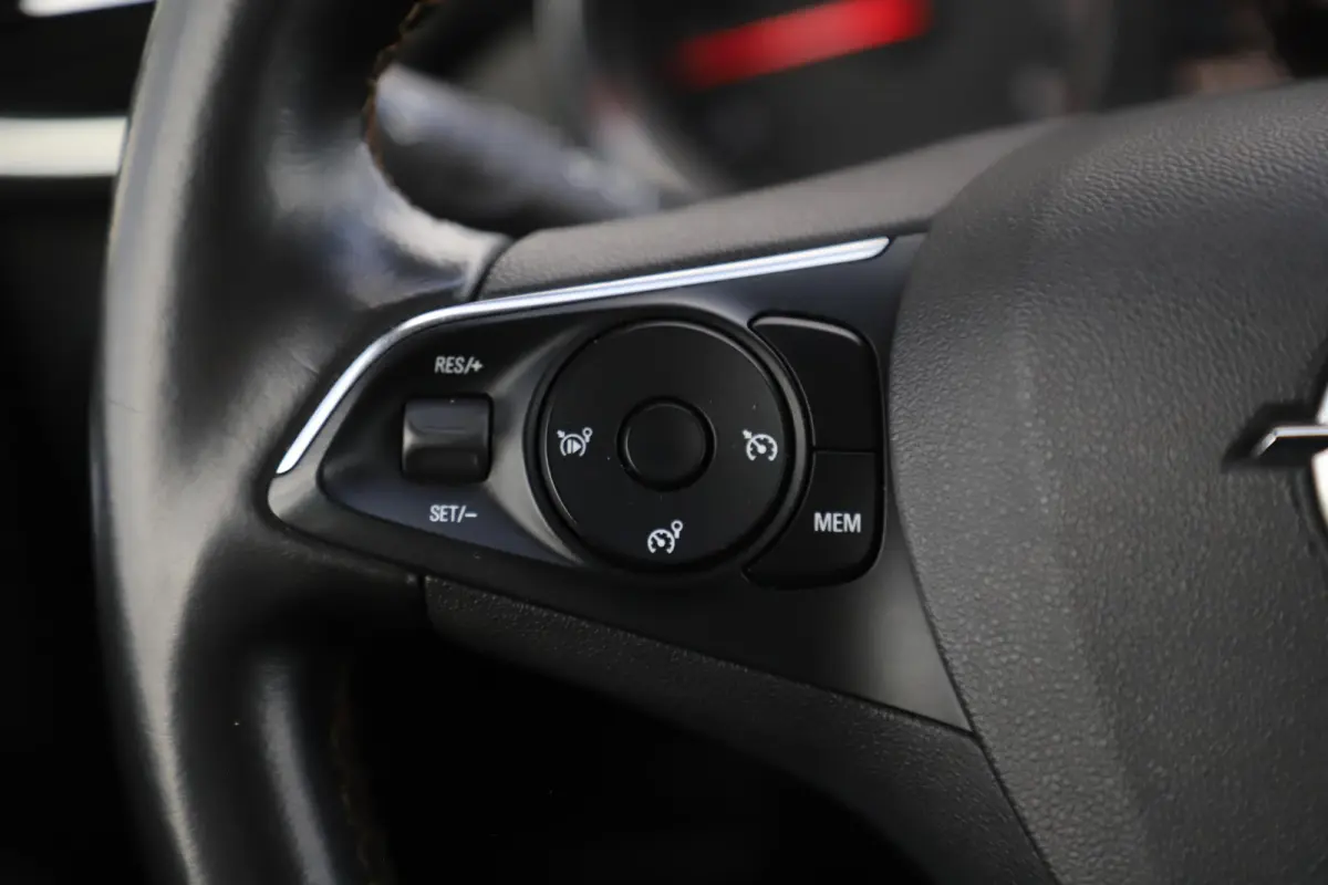 1.2 Innovation NIEUWE DB RIEM! Carplay Android Navigatie Climate Cruise Control Rijstrooksensor