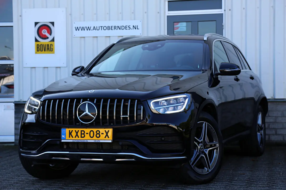 4MATIC AMG Plug in hybride*Perfect MB Onderh.*BTW*ACC/Sfeerverl./Digi. Klokken/AMG Grille/Stoelverw./Stoelkoeling/Camera/Elek. Klep/DAB/LED/Dodehoek/Parkeersens.V+A/19 inch LM*