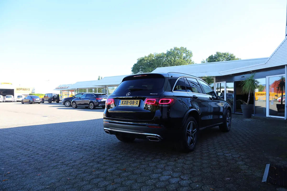 4MATIC AMG Plug in hybride*Perfect MB Onderh.*BTW*ACC/Sfeerverl./Digi. Klokken/AMG Grille/Stoelverw./Stoelkoeling/Camera/Elek. Klep/DAB/LED/Dodehoek/Parkeersens.V+A/19 inch LM*