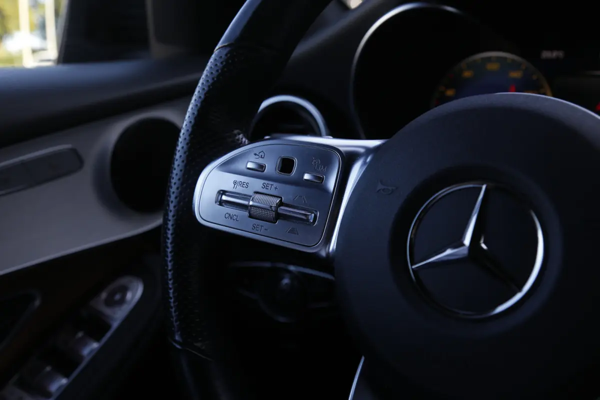 4MATIC AMG Plug in hybride*Perfect MB Onderh.*BTW*ACC/Sfeerverl./Digi. Klokken/AMG Grille/Stoelverw./Stoelkoeling/Camera/Elek. Klep/DAB/LED/Dodehoek/Parkeersens.V+A/19 inch LM*