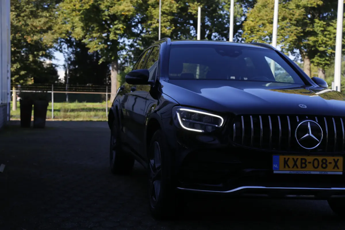 4MATIC AMG Plug in hybride*Perfect MB Onderh.*BTW*ACC/Sfeerverl./Digi. Klokken/AMG Grille/Stoelverw./Stoelkoeling/Camera/Elek. Klep/DAB/LED/Dodehoek/Parkeersens.V+A/19 inch LM*