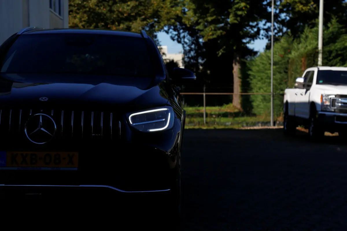 4MATIC AMG Plug in hybride*Perfect MB Onderh.*BTW*ACC/Sfeerverl./Digi. Klokken/AMG Grille/Stoelverw./Stoelkoeling/Camera/Elek. Klep/DAB/LED/Dodehoek/Parkeersens.V+A/19 inch LM*