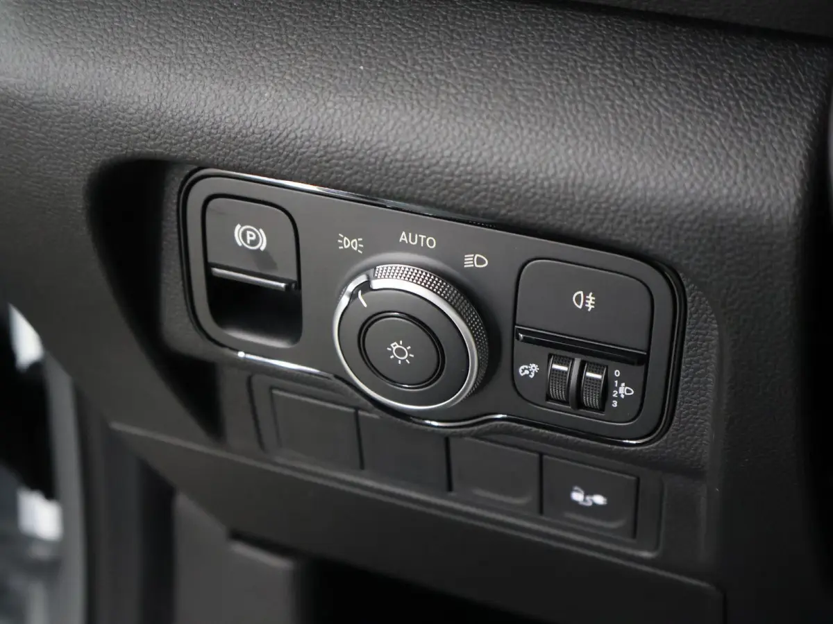 112 GB L2 51 kWh | Achteruitrijcamera | Cruise Control | Climate Control | Airco | DC laden 75 kW |