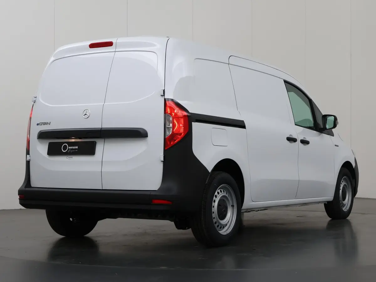 112 GB L2 51 kWh | Achteruitrijcamera | Cruise Control | Climate Control | Airco | DC laden 75 kW |