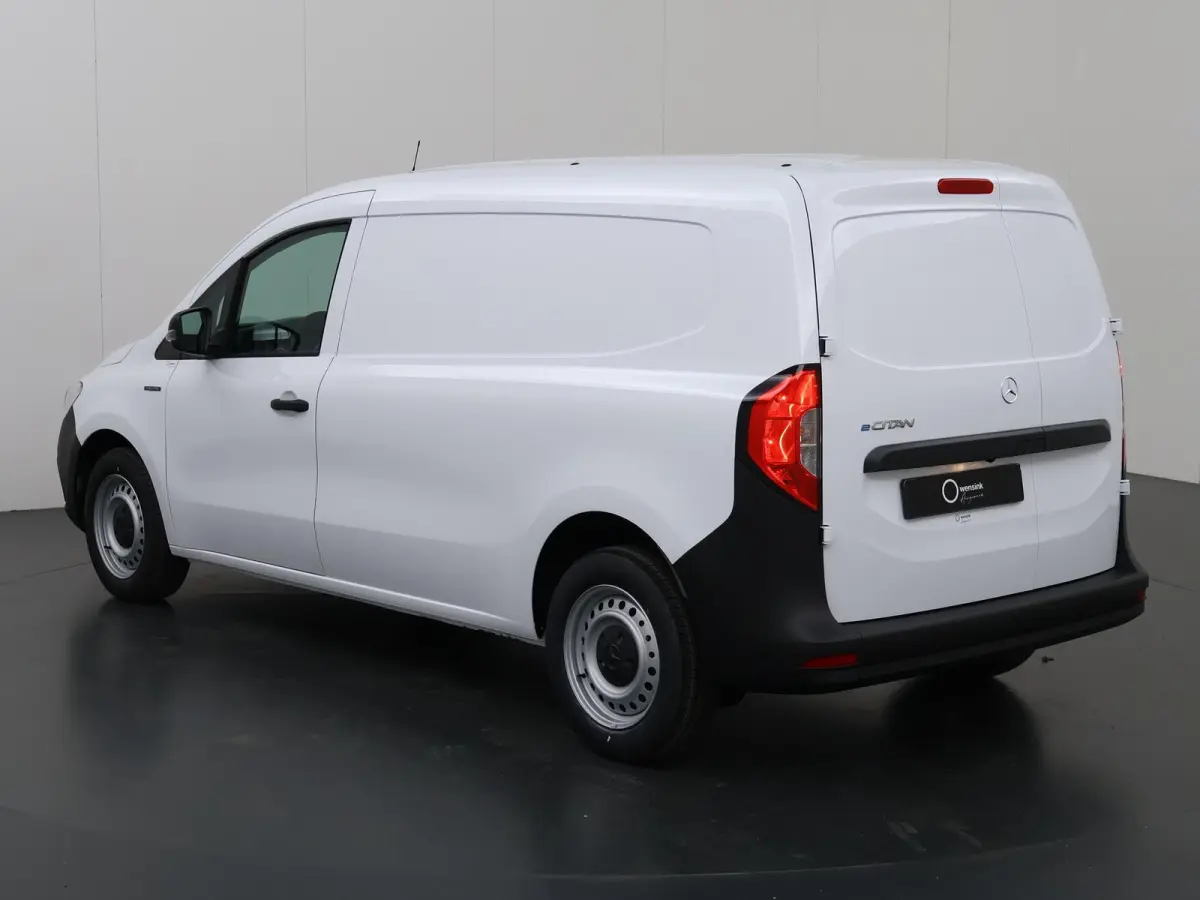 112 GB L2 51 kWh | Achteruitrijcamera | Cruise Control | Climate Control | Airco | DC laden 75 kW |