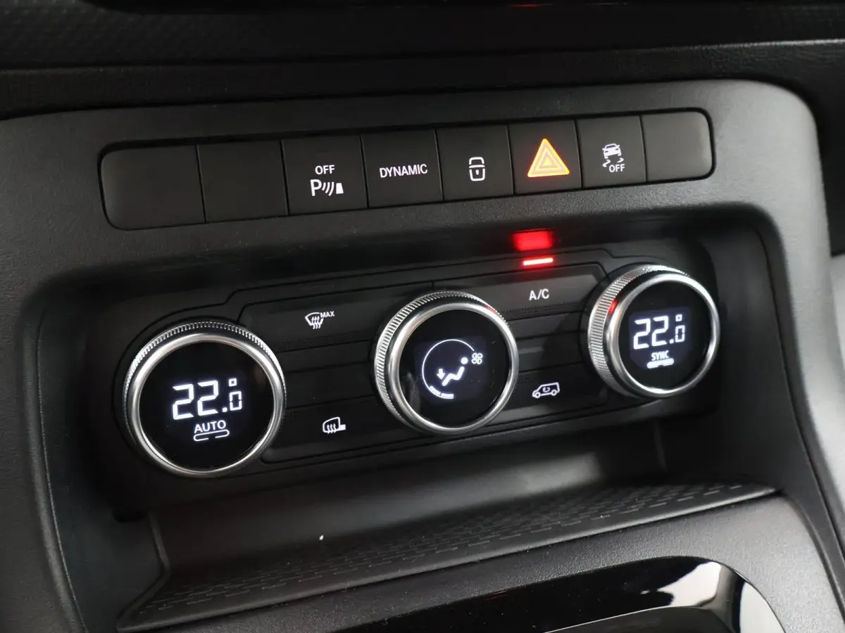 112 GB L2 51 kWh | Achteruitrijcamera | Cruise Control | Climate Control | Airco | DC laden 75 kW |