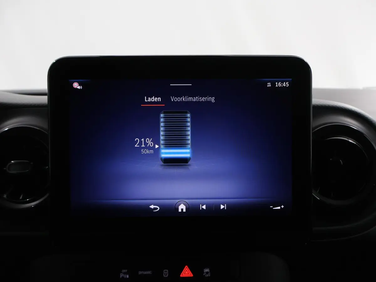 112 GB L2 51 kWh | Achteruitrijcamera | Cruise Control | Climate Control | Airco | DC laden 75 kW |