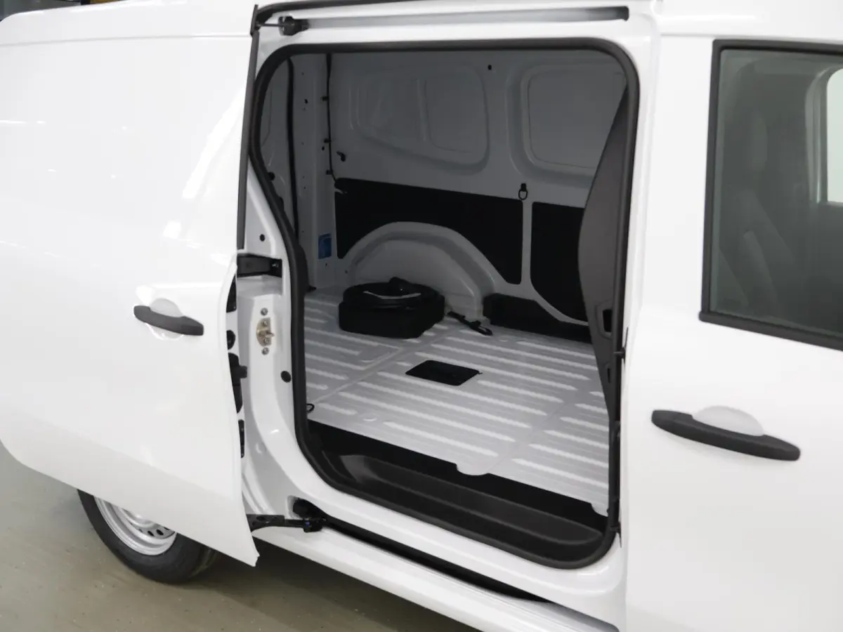 112 GB L2 51 kWh | Achteruitrijcamera | Cruise Control | Climate Control | Airco | DC laden 75 kW |