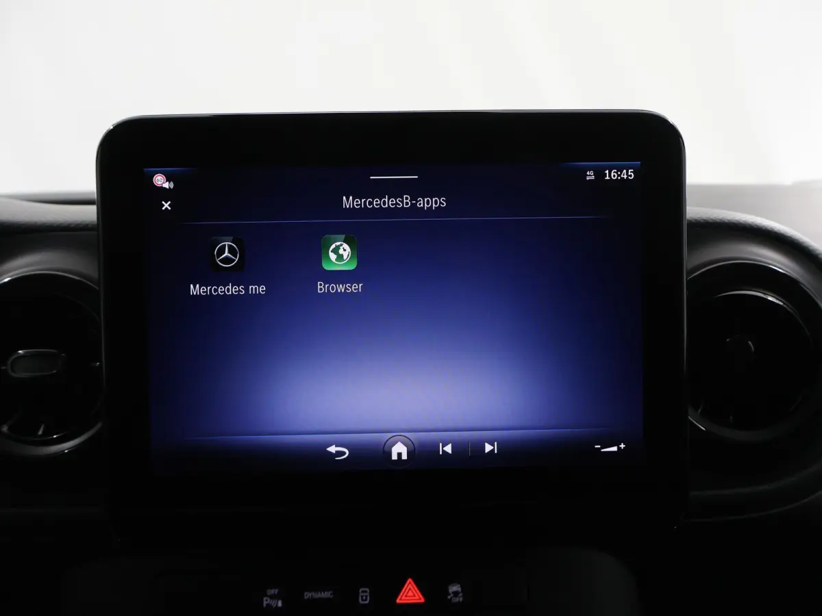 112 GB L2 51 kWh | Achteruitrijcamera | Cruise Control | Climate Control | Airco | DC laden 75 kW |