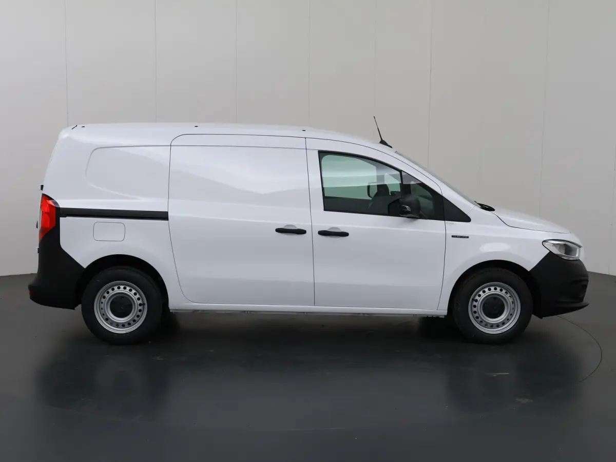 112 GB L2 51 kWh | Achteruitrijcamera | Cruise Control | Climate Control | Airco | DC laden 75 kW |
