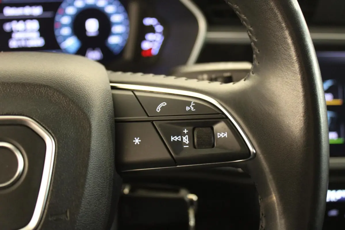 35 TFSI Advanced Pro Line TREKH | LED