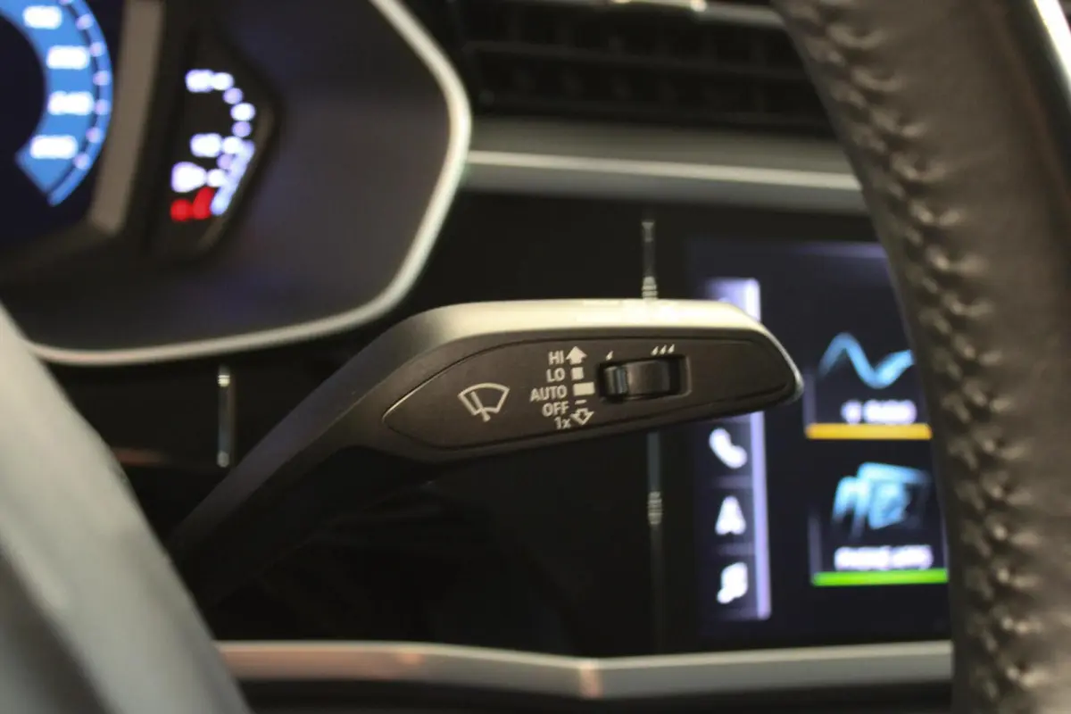 35 TFSI Advanced Pro Line TREKH | LED