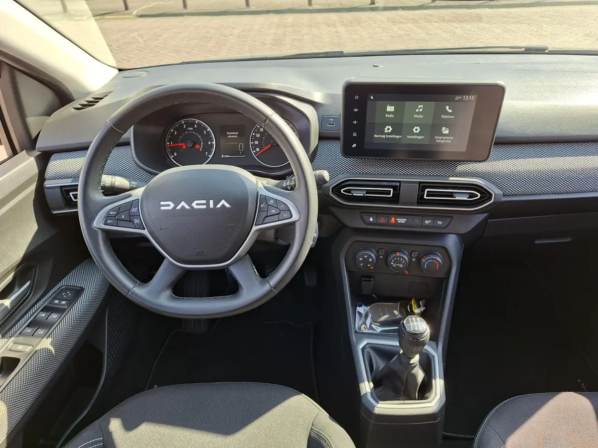 1.0 TCe 100 Bi-Fuel Expression Trekhaak Carplay Camera Cruise Control Privacy Glass Dodehoek Keyless LED
