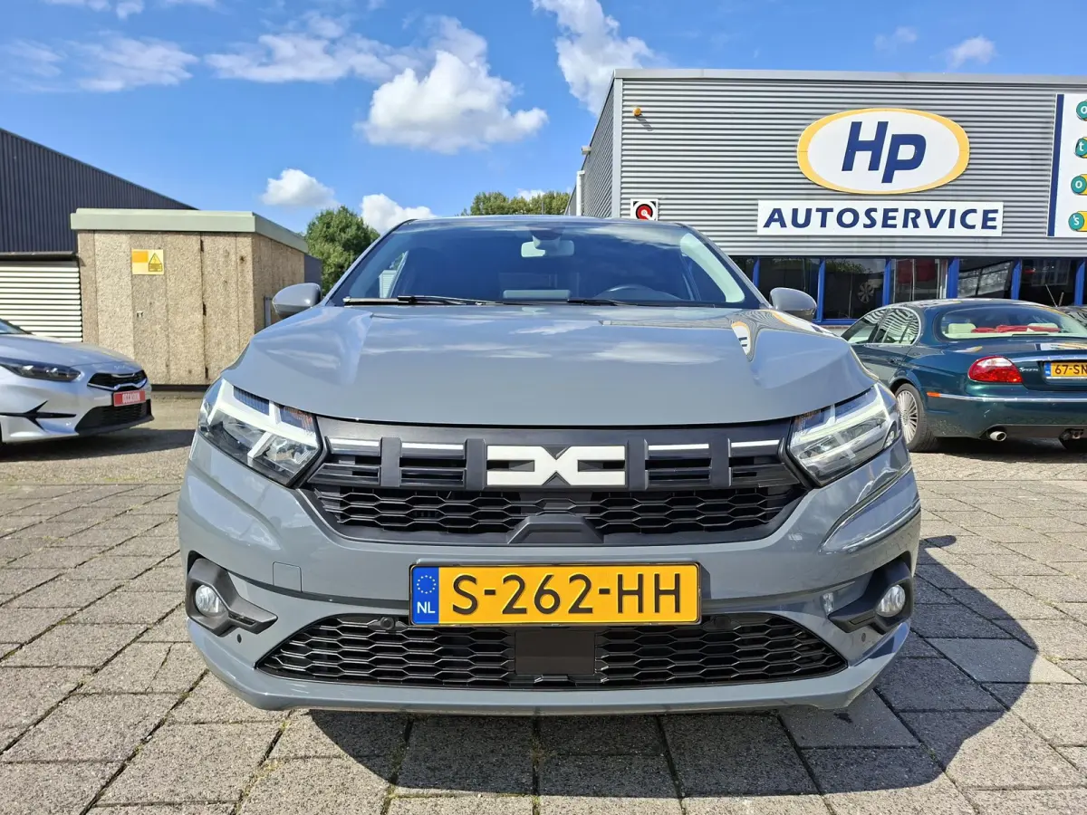 1.0 TCe 100 Bi-Fuel Expression Trekhaak Carplay Camera Cruise Control Privacy Glass Dodehoek Keyless LED