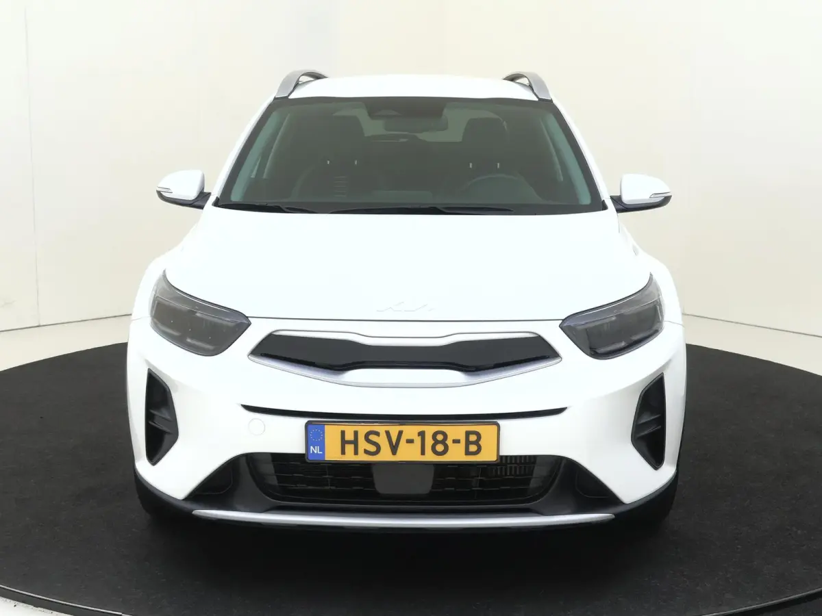 1.0 T-GDi MHEV GT-Line 100PK | Automaat | Apple & Android Carplay | Parkeersensoren & Camera | Adaptive Cruise Control & Stuurhulp | Climate control | lederen/stof bekleding | LED koplampen 