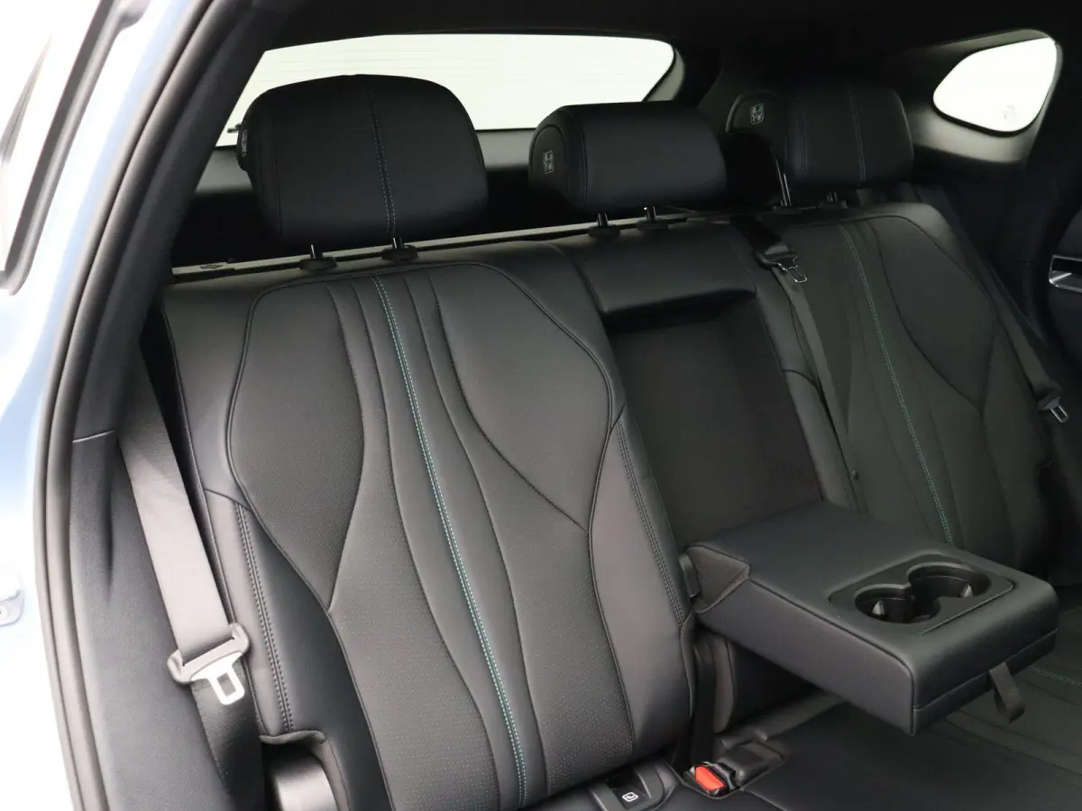 1.5 DM-i FWD Comfort | 26.6 KWh Accu | 125km WLPT | Panoramadak | Head-Up Display | Verwarmde/geventileerde voorstoelen |