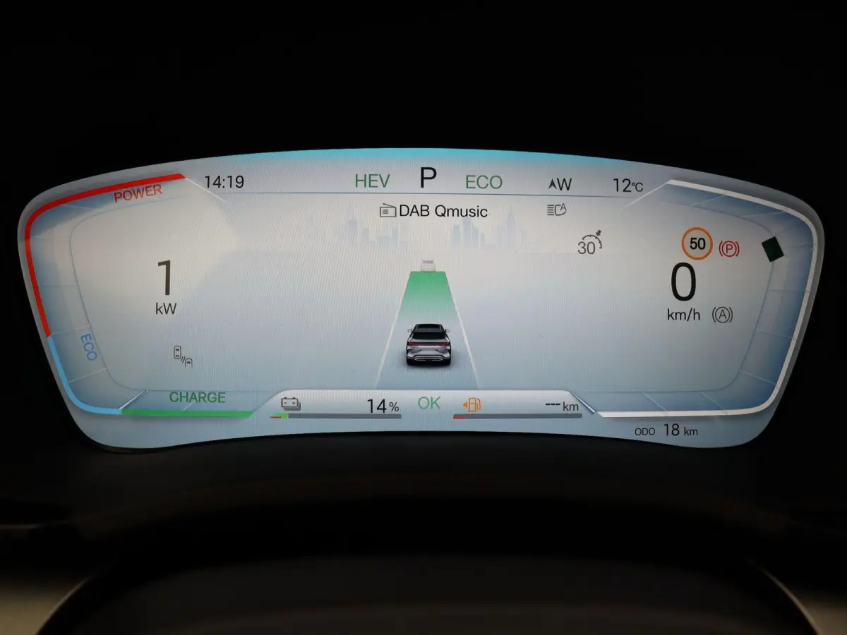 1.5 DM-i FWD Comfort | 26.6 KWh Accu | 125km WLPT | Panoramadak | Head-Up Display | Verwarmde/geventileerde voorstoelen |