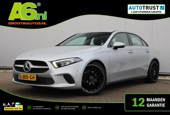 200 Business Solution Automaat Half Leder Full LED Sportstoelen Widescreen Carplay Android Navigatie Achteruitrijcamera Clima Cruise 19 inch AMG Look Velgen Nieuwe Banden! Stoelverwarming