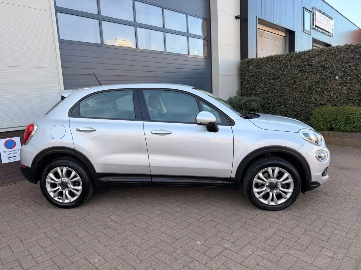 1.6 PopStar/Navi/Keyless/Cruise-c/Climate-c/Pdc/Bluetooth/Goed-ondehouden
